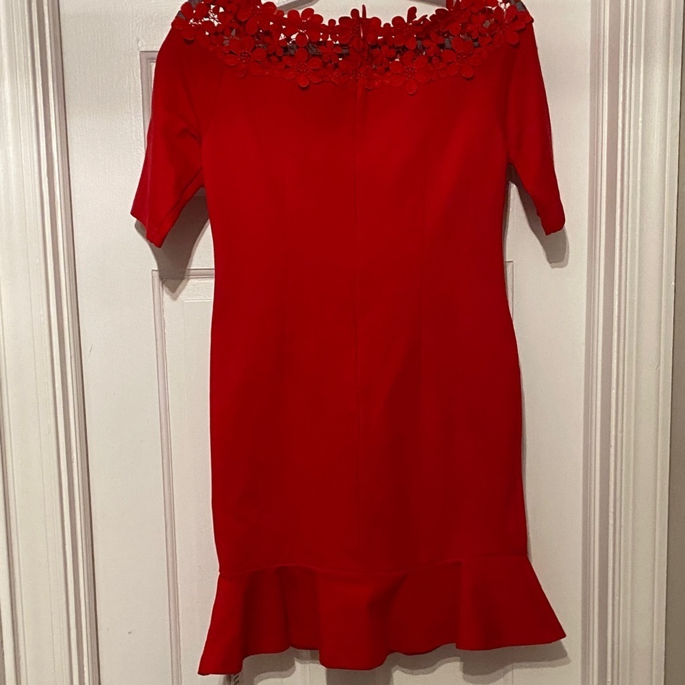 STYLEWE Red Floral Off-Shoulder Mini Dress - Picture 4 of 5